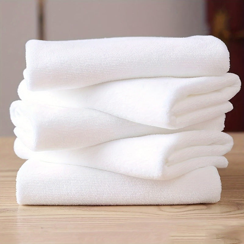 Thickened white towels ideal for hotels, guesthouses, bathhouses, hairdressing, and nursing care.