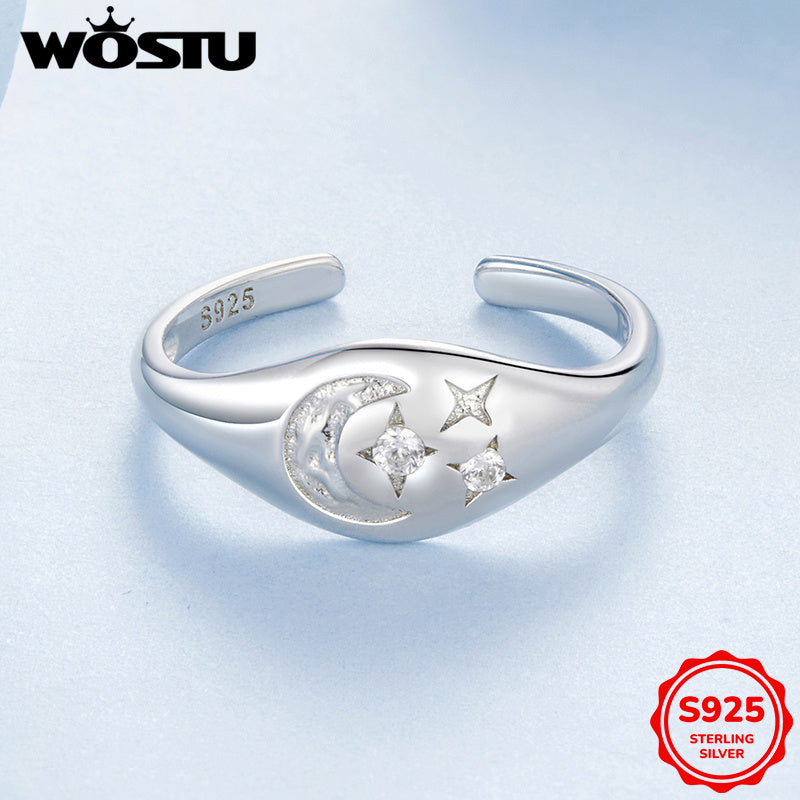 This classy women's open ring features a star and moon design, embellished with synthetic zirconia stones, set on 925 silver. Weighing 2.9g, it is perfect for parties, weddings, or daily wear, and makes a wonderful gift option.