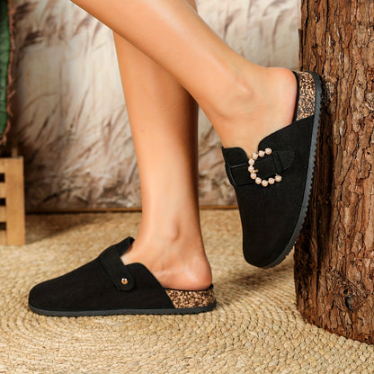 Outdoor women's clogs with cork thick soles in casual retro slip-on style.