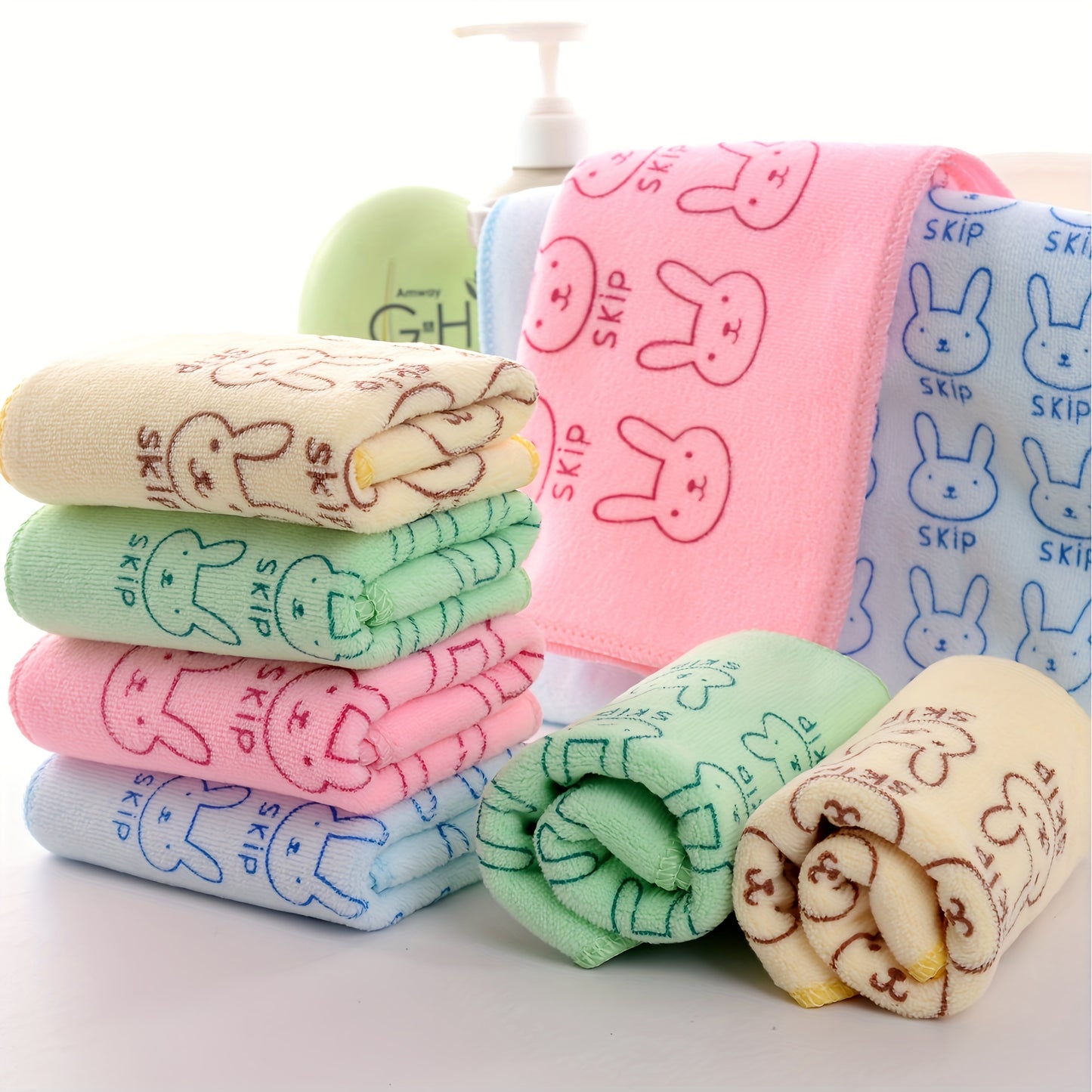 5 Cartoon Colorful Pet Bath Towels for Cats & Dogs - Soft, Absorbent Blend