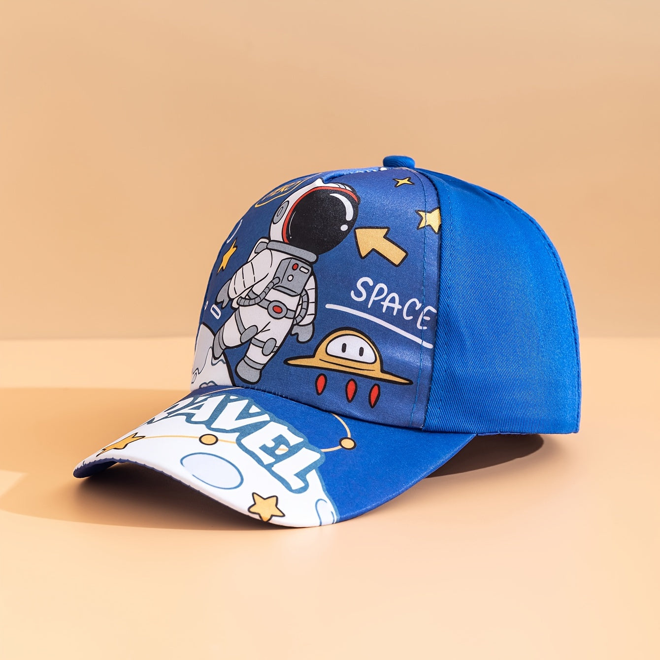 Astronaut-themed 2-piece set for boys - includes baseball cap and sling bag made of breathable polyester with star pattern. Features adjustable buckle and fits ages 3-14. Perfect for daily