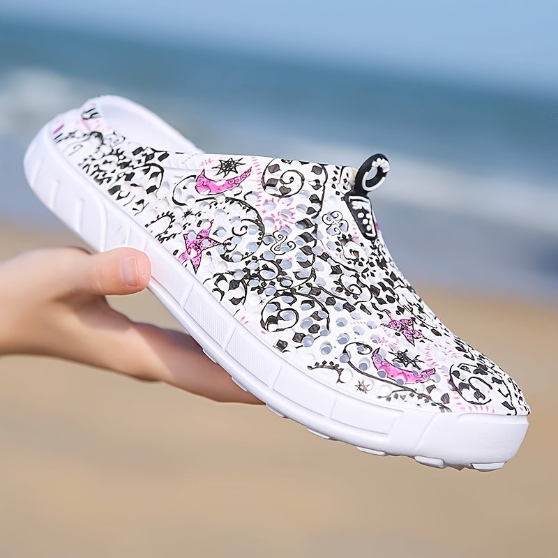 Casual slip-on clogs with non-slip sole, featuring starry sky and floral print. Ideal for couples, breathable and comfortable for outdoor use.