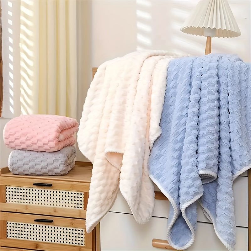 Soft, absorbent microfiber bath towels ideal for daily use, gym, and travel. Fragrance-free, quick-drying waffle weave design. Great for hair drying.