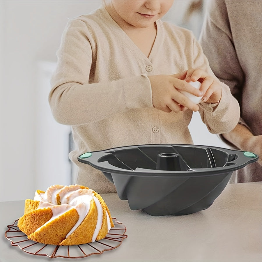 Introducing the 1pc WIEZ Premium Silicone Bundt Cake Mold - A must-have for baking enthusiasts! This food-grade, non-stick and easy-to-clean mold is perfect for creating intricate Bundt and spiral cakes. Upgrade your oven accessories with this essential