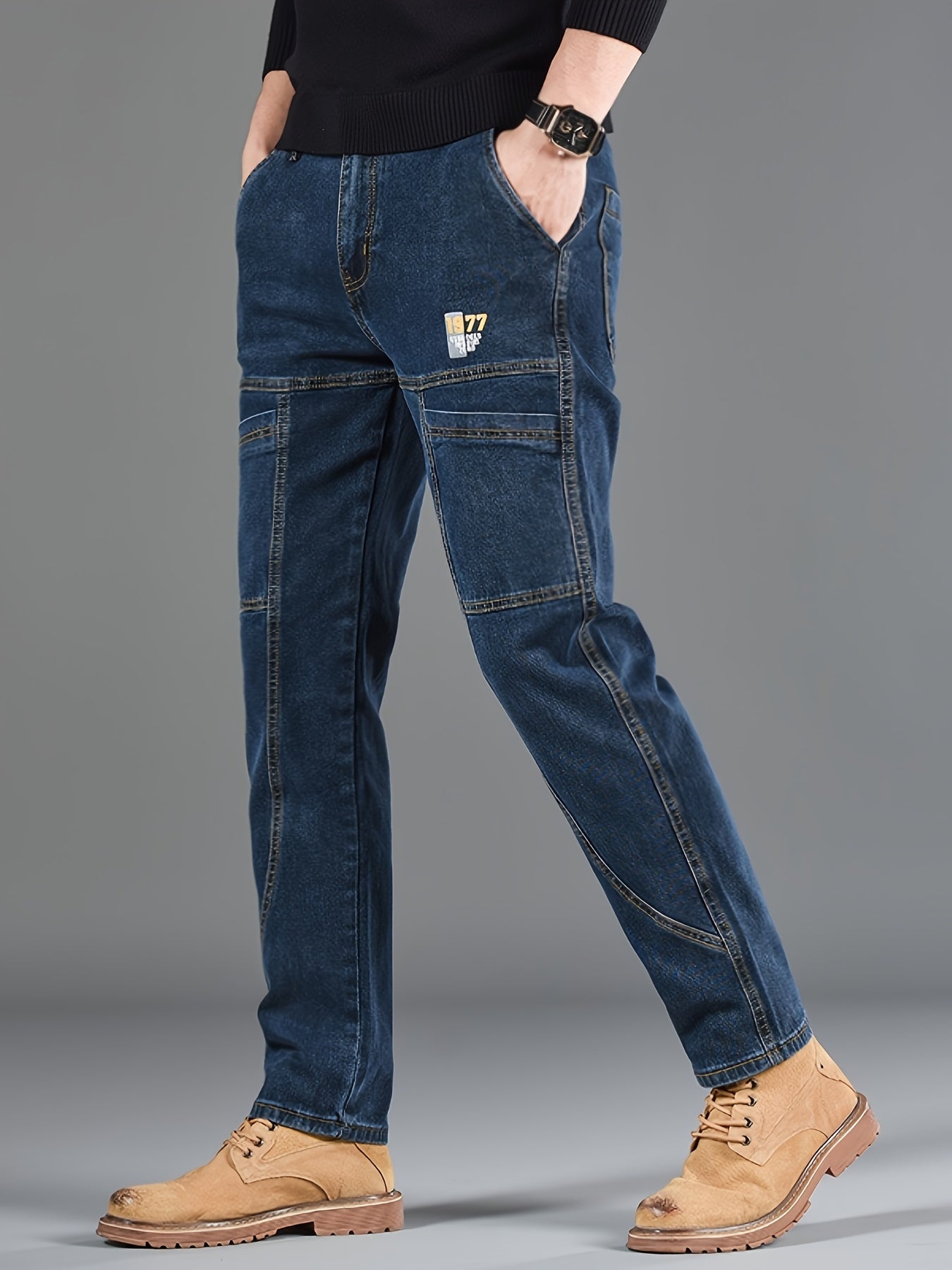 Men's regular fit denim jeans made of 70% cotton, 28% polyester, and 1.3% elastane with washed print, slight stretch, and 300g/m² woven fabric. Suitable for all seasons.