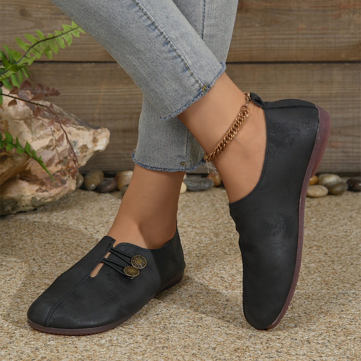 Women's casual single shoes with round toe and soft sole, featuring buckle decoration and solid color design.