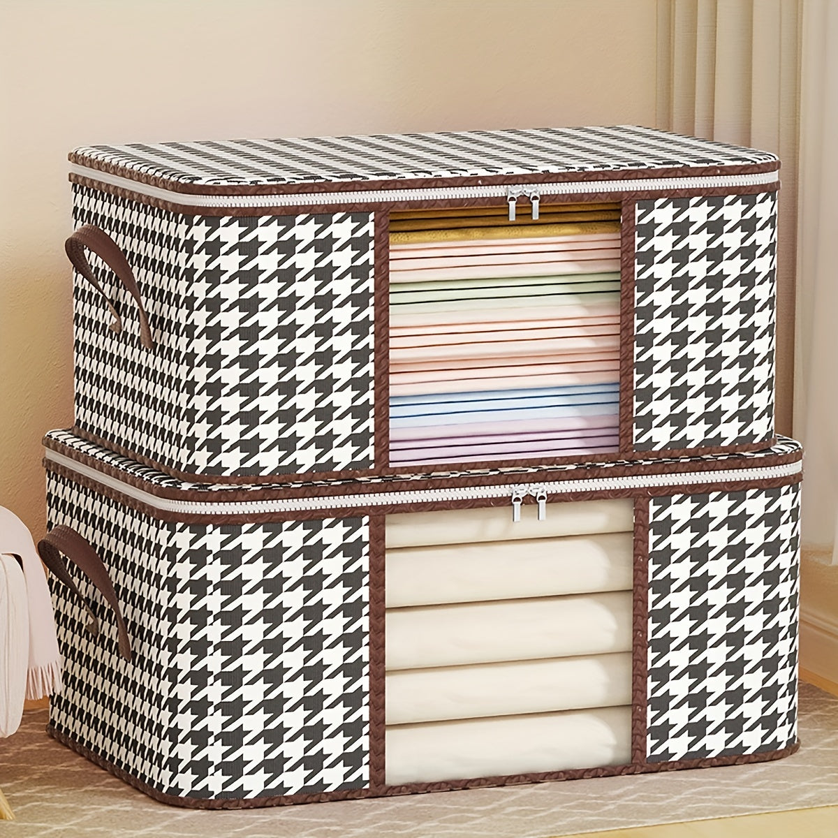 The Houndstooth Pattern Clothes Storage Bag with Transparent Window is a versatile and stylish option for organizing your wardrobe. Made of non-woven material, this quilt clothes organizer bag is dustproof and foldable for easy storage. It makes a