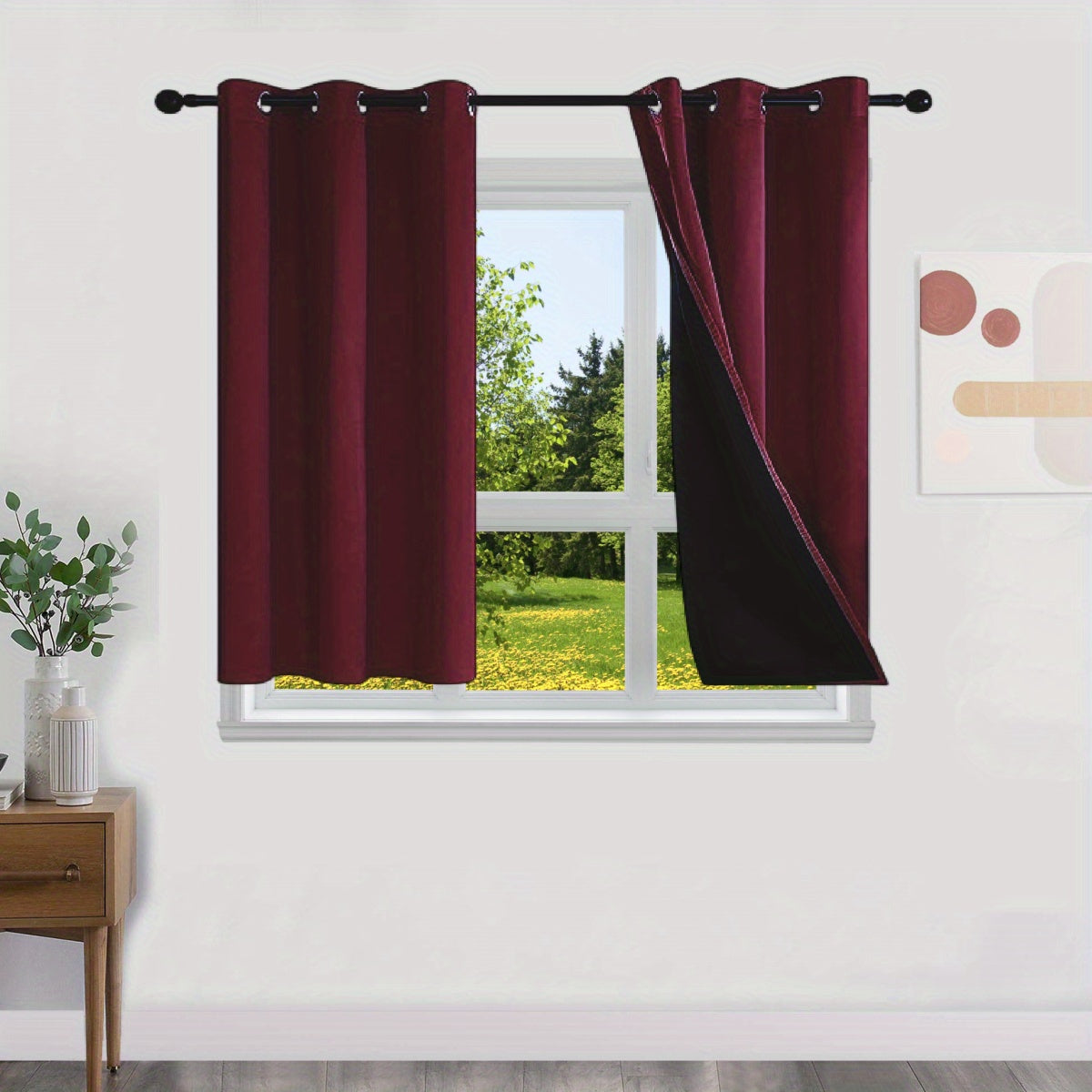 100% opaque blackout curtains, with a layer of lining included, 2 pieces.