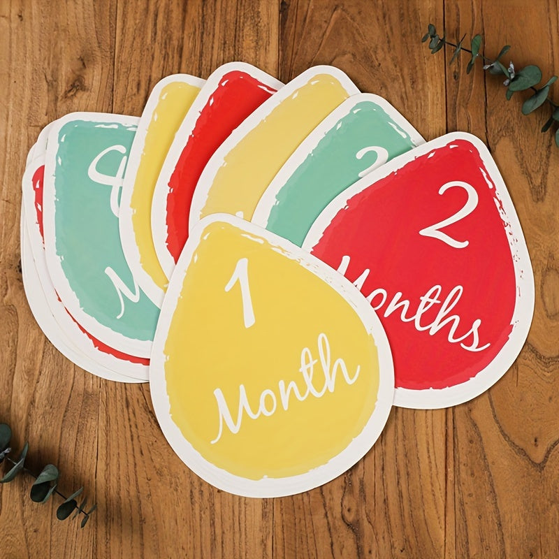 Adorable Milestone Cards for Every Month, Featuring Fun Double-sided Designs for Halloween, Thanksgiving, and Christmas Gifts