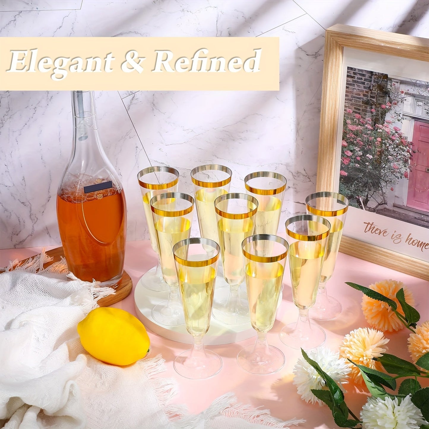 25 pieces of elegant champagne flutes with golden rims made of clear disposable plastic, perfect for weddings, parties, and celebrations. These recyclable glasses are ideal for toasting and cocktails. Impress your guests with these crystal look champagne