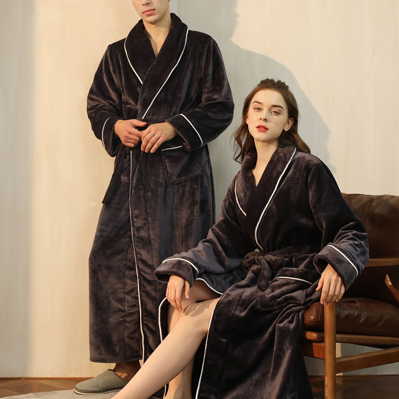 Men's simple flannel bathrobe with coral fleece lining and double side pockets for winter.