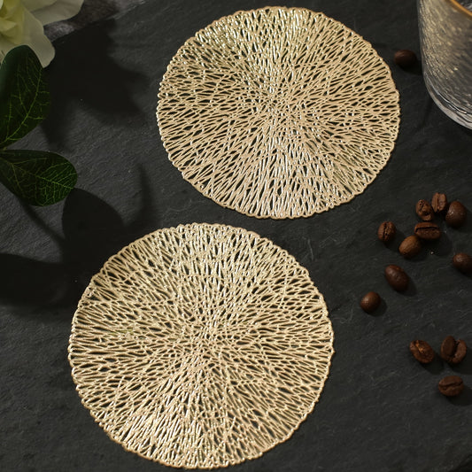 6 messy silk coasters, ideal for table decoration and cup holders.