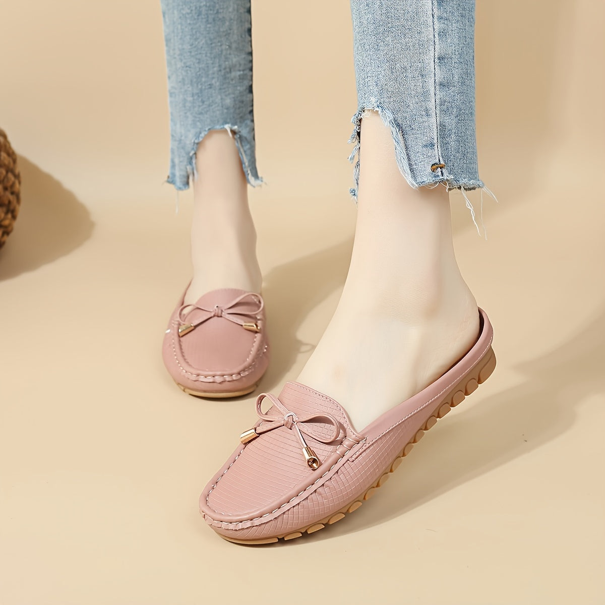 Spring and summer headless half-slippers for women, featuring a hand-sewn bow and slip-on design.