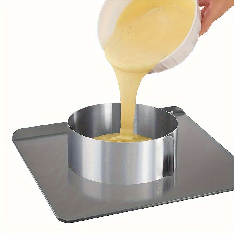 Adjustable stainless steel cake ring mold for baking round cakes and creating retractable mousse cakes, complete with circle baking tools.