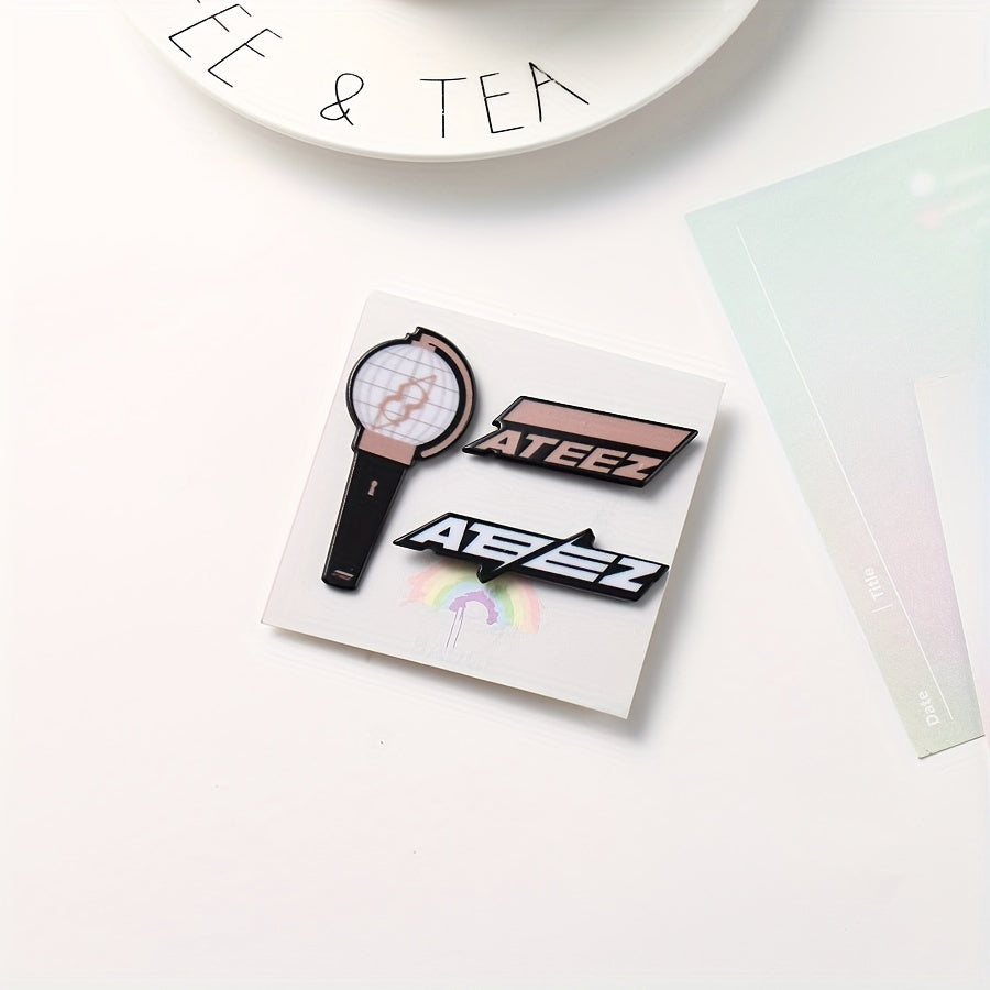 Novelty Kpop Band Magnets featuring ATEEZ, TWICE, (G)I-DLE, and ASTRO. Also, available are Peripheral Lightstick Brooches inspired by Yuqi, MINNIE, Soyeon, NAYEON, and MOMO. Complete your fan collection with these Fashion Clothing Accessories in