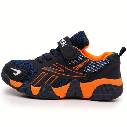 Sporty fashion sneakers for boys and toddlers with adjustable fastener, breathable fabric, and rubber sole. Versatile for all seasons, with round toe design.