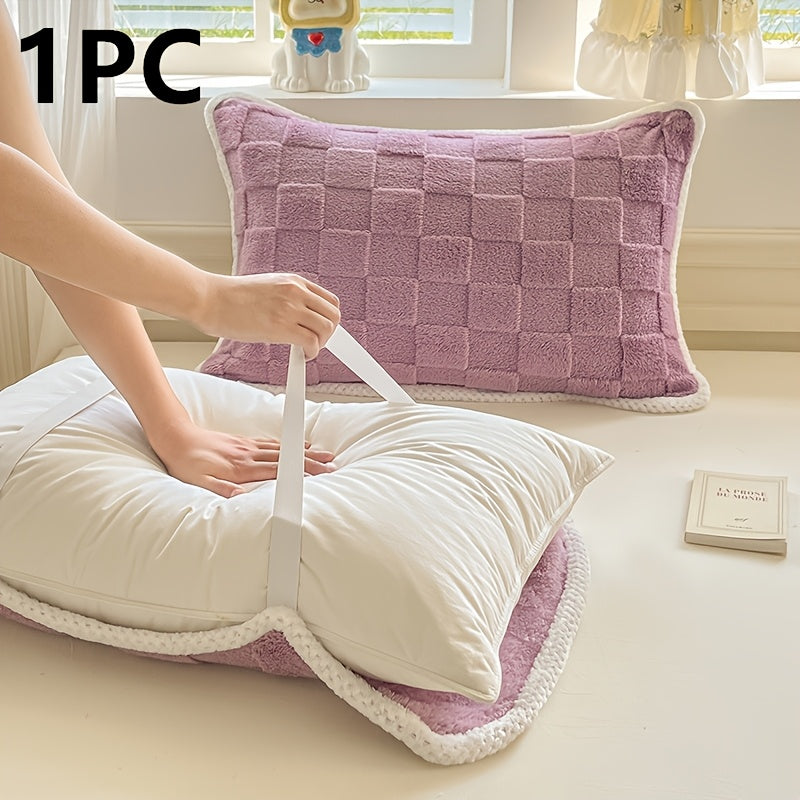 Waterproof Pillow Protector with Elastic Straps, Single Pack - Size 48.26x78.74 cm - Made of Taffeta Fabric, Woven, with a Weight of 120-140g per Square Meter. Polyester Cover that is Machine Washable for use in Homes, Hotels, and B&Bs.