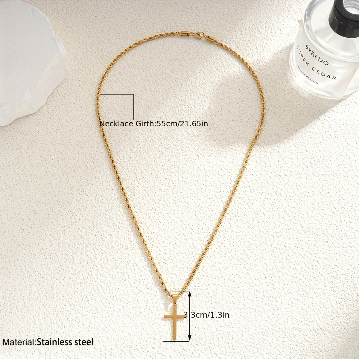 Sleek Gothic Hip Hop Cross Pendant Necklace - Minimalist Chain, Great for Everyday Use & Gifting, Perfect for Valentine's Day, All-Season, Gothic Inspired, Unique Design.