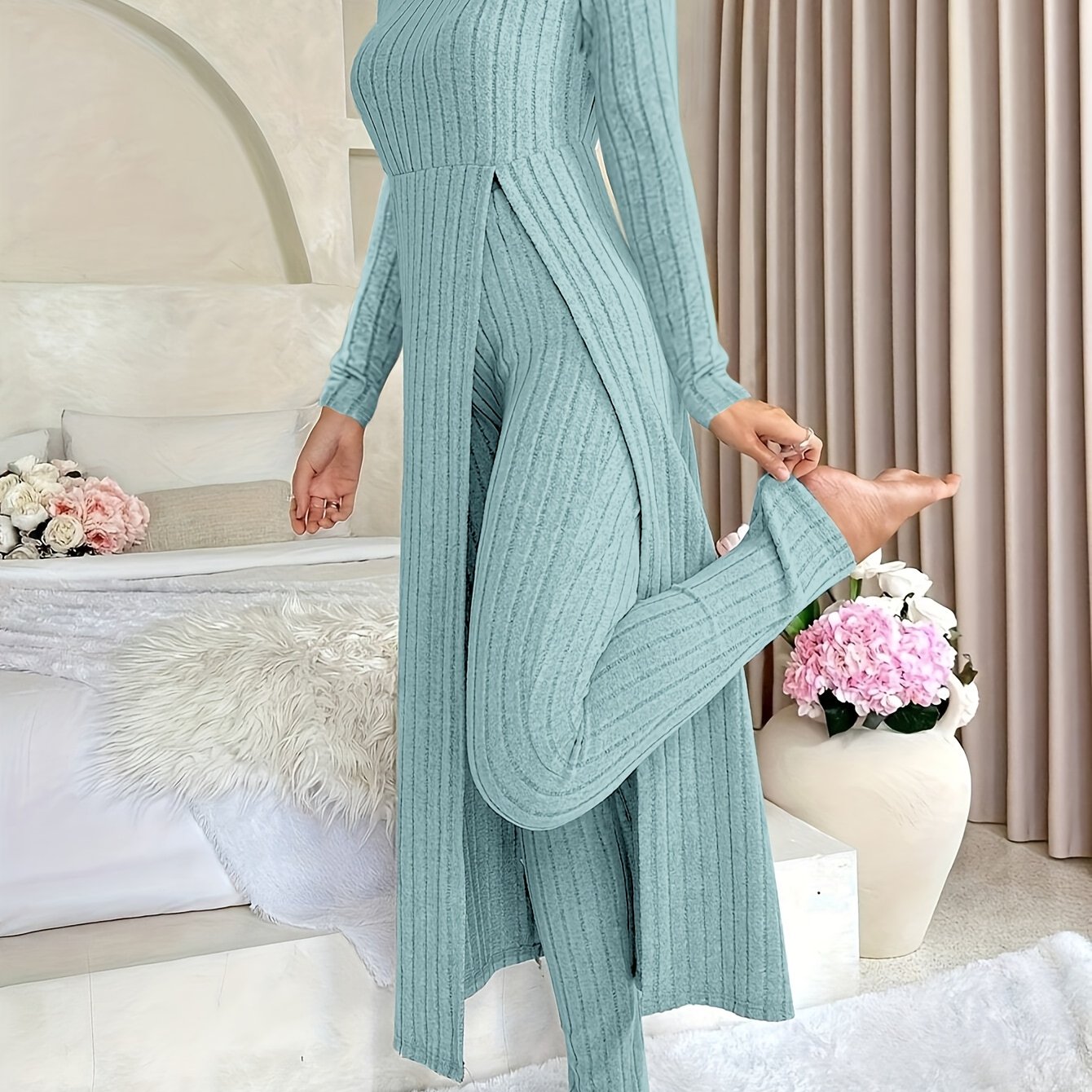 Ribbed long-sleeved top and pants set for women