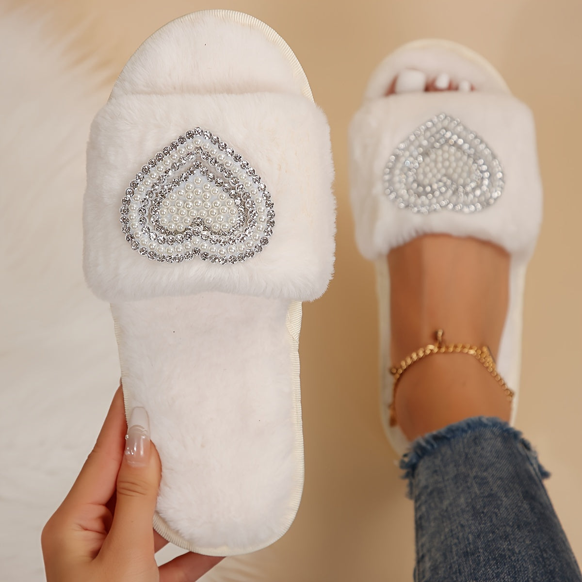 Cozy faux pearl home slippers with non-slip sole for winter