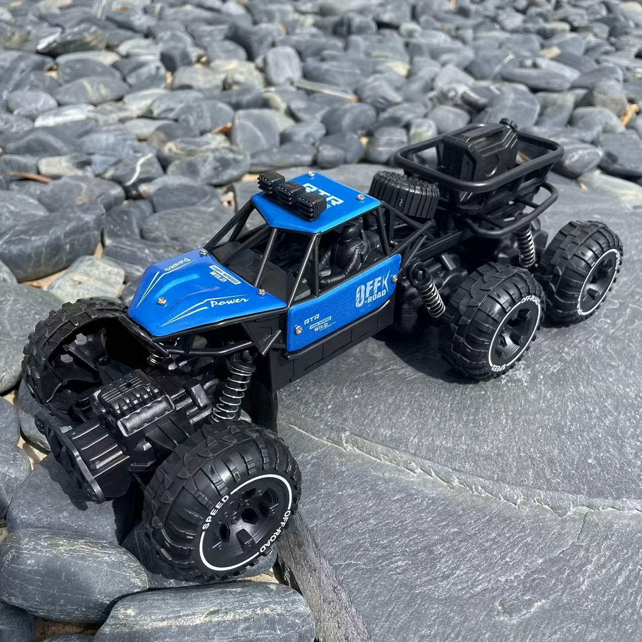 1:14 Scale 2.4G RC Off-Road Remote Control Car with LED Headlights & Rechargeable Battery - Ideal Gift for Valentine's Day or Thanksgiving. Suitable for Youngsters and Adults. Bold