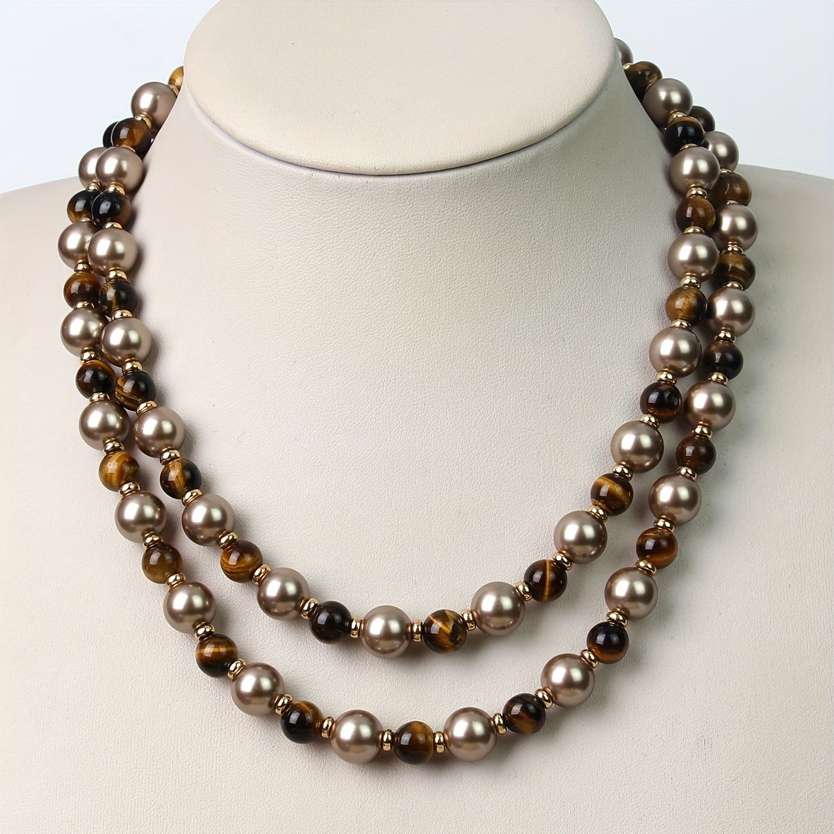 Vintage Bohemian Tiger Eye Stone and Glass Pearl Beaded Necklace - A Versatile Fashion Statement for Any Occasion, Perfect Gift for Loved Ones During the Colder Months.