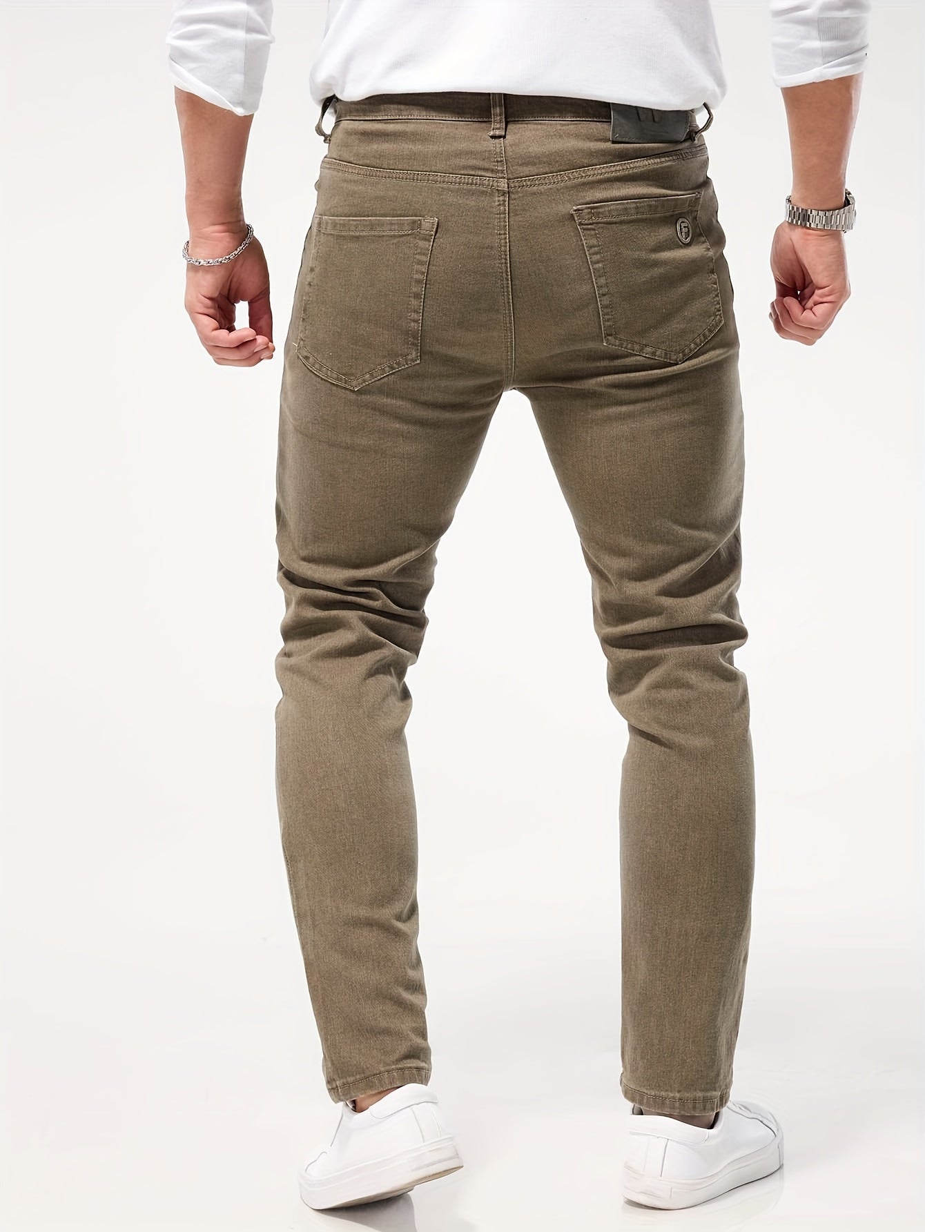 Button closure, stretch denim, solid color men's slim fit straight-leg jeans, all-season casual style trousers.