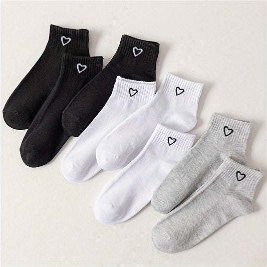 Japanese love couple style short socks in double black, white, and gray solid colors, cute and breathable for everyday wear.