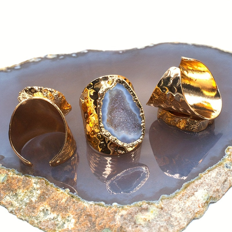 This Bohemian inspired ring features a natural agate stone with plating, and it's designed to be adjustable for a comfortable fit. Perfect for festive parties, holidays, or casual outings, it also makes a unique and special gift for your loved ones.