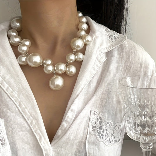 Vintage Chic Clavicle Chain - Stylish Faux Pearl Beaded Necklace Inspired by French Elegance, Ideal Gift for Mom