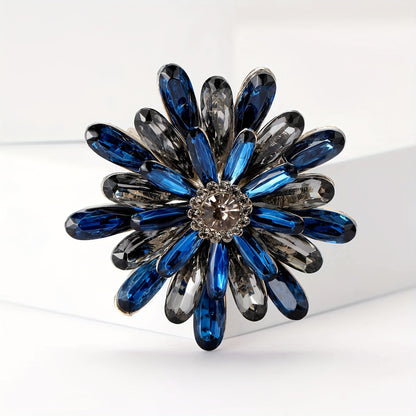 Stylish Sunflower Brooch Pins with Rhinestone Detail, Made from High-Quality Alloy Material - Chic Fashion Accessories for Women's Suits, Sweaters, and Coats