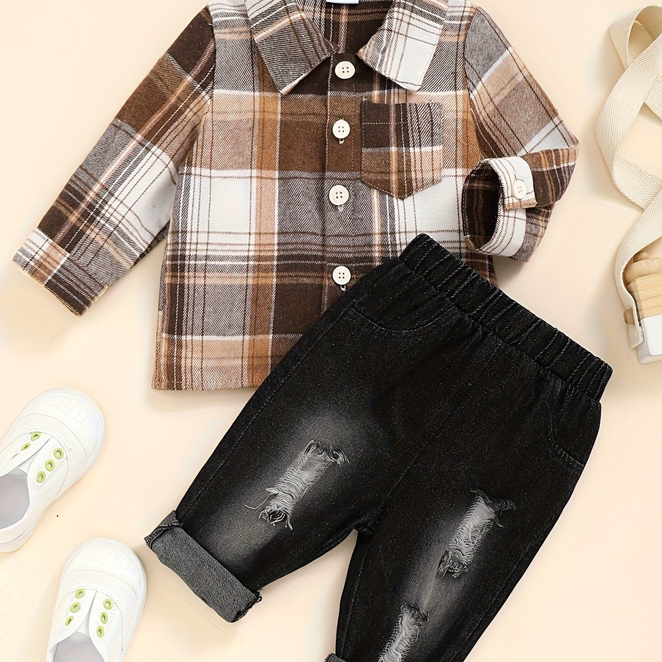 New long-sleeve shirt and denim outfit for baby boys and girls, perfect for outdoor wear in autumn and winter.