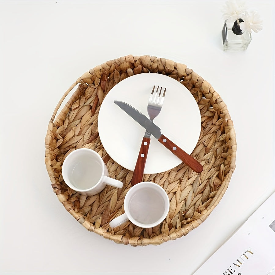 Round water hyacinth wicker tray for organizing snacks, toys, and more. Non-waterproof storage solution.