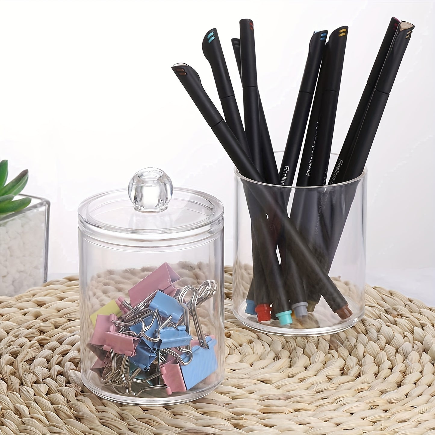 Transparent acrylic pen holder for pens and other small items, perfect for storage in various areas such as desktops, bathrooms, or dorm rooms.