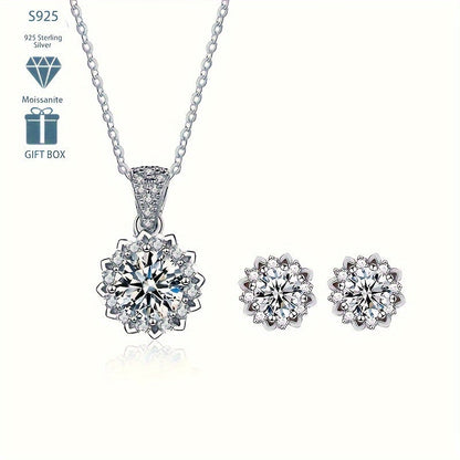 This stylish 4.5g S925 Silver Moissanite Necklace and Stud Earrings Set features a classic 1CT floral design. The set is silver-plated, making it perfect for parties, vacations, and as a Valentine's Day gift. This hot-selling fashion statement is sure to