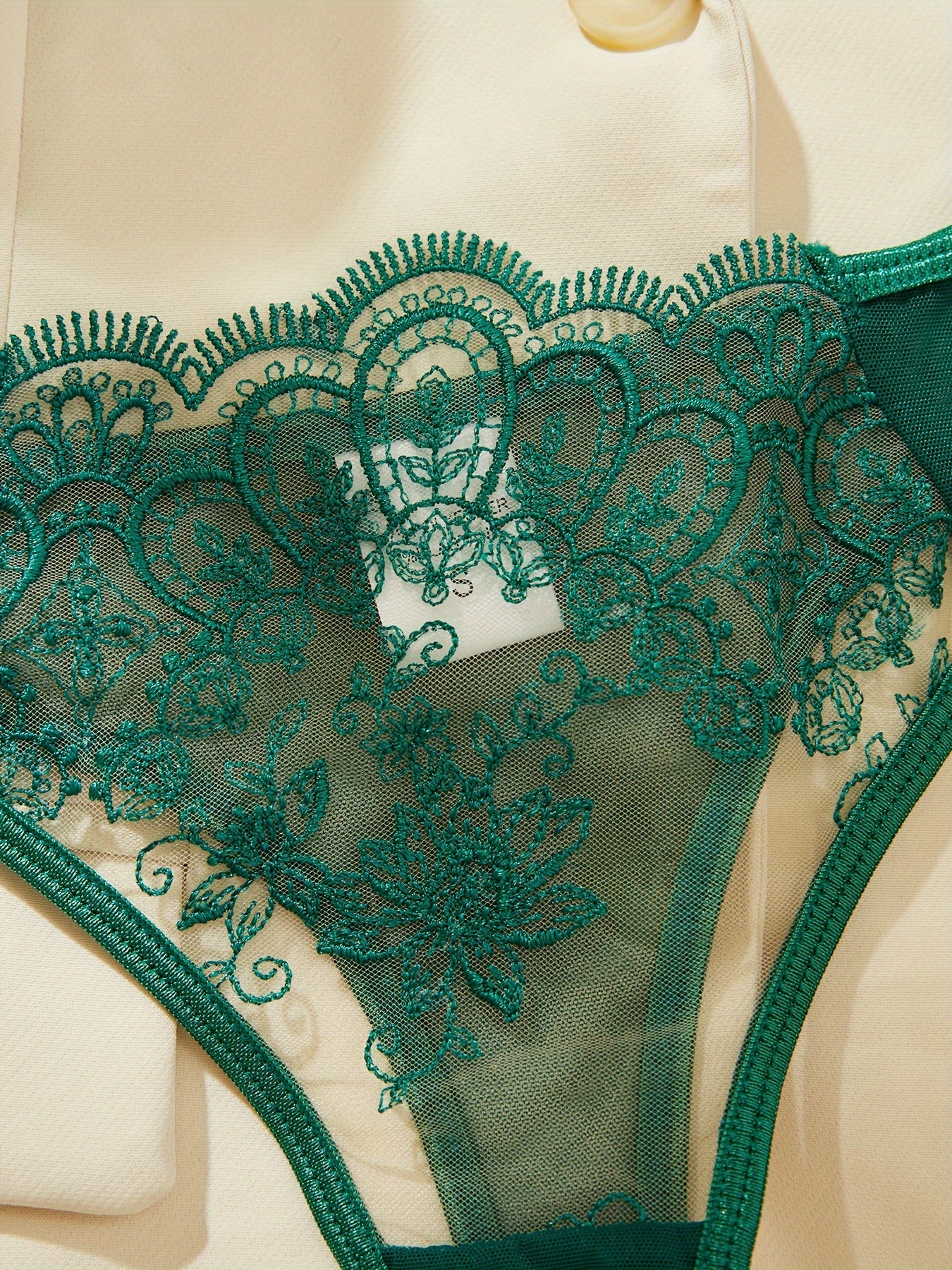 Green lace lingerie for women