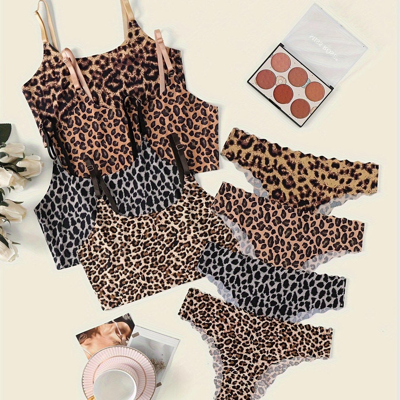 4-piece set in leopard print.