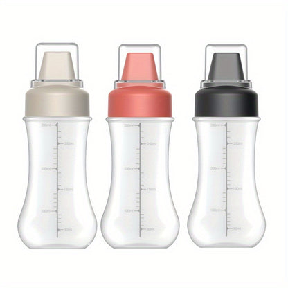 Plastic squeeze bottle for sauces - hand wash only, PVC free, food-grade kitchen dispenser for condiments like salad dressing, ketchup, honey, and jam. Ideal for home use.