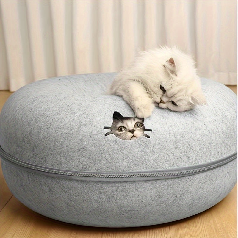 Cat Tunnel Bed that is lightweight, scratch-resistant, and suitable for all seasons.