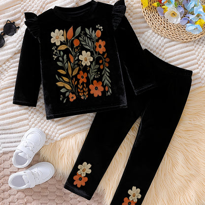 Fashionable girls' floral printed top with round neck and short sleeves, paired with matching long pants. Ideal for daily wear, outdoor leisure, shopping, and the spring/summer season.