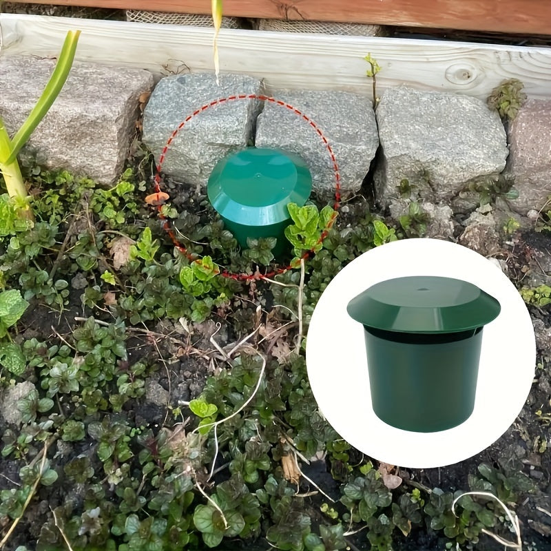 Plastic snail catcher trap, 1pc, no harm to plants, 10x11cm.