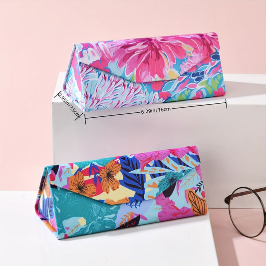 Fashionable and creative, this semi-hard folding eyeglass case features a floral design. Portable and stylish, this case is perfect for storing your glasses.