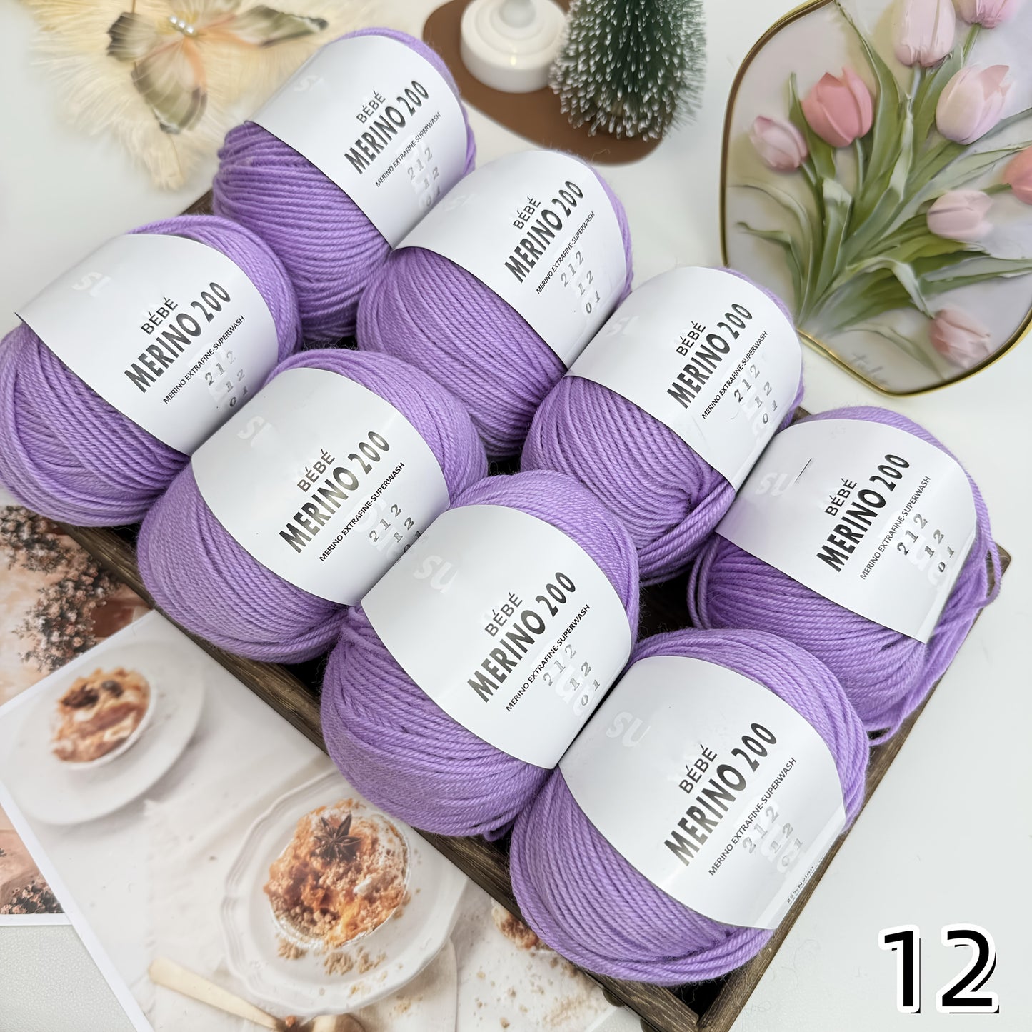 8 balls/400g hand-knitted Merino wool yarn, 75% Merino wool, 25% nylon. Skin-friendly, soft, ideal for knitting sweaters, hats, scarves, socks, blankets, shawls, etc.