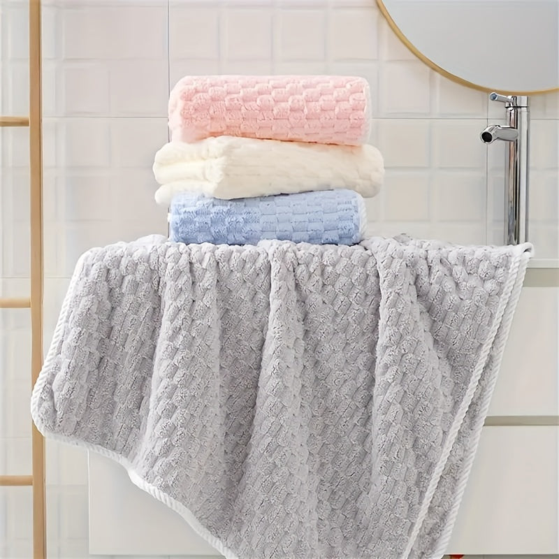 Soft, absorbent microfiber bath towels ideal for daily use, gym, and travel. Fragrance-free, quick-drying waffle weave design. Great for hair drying.