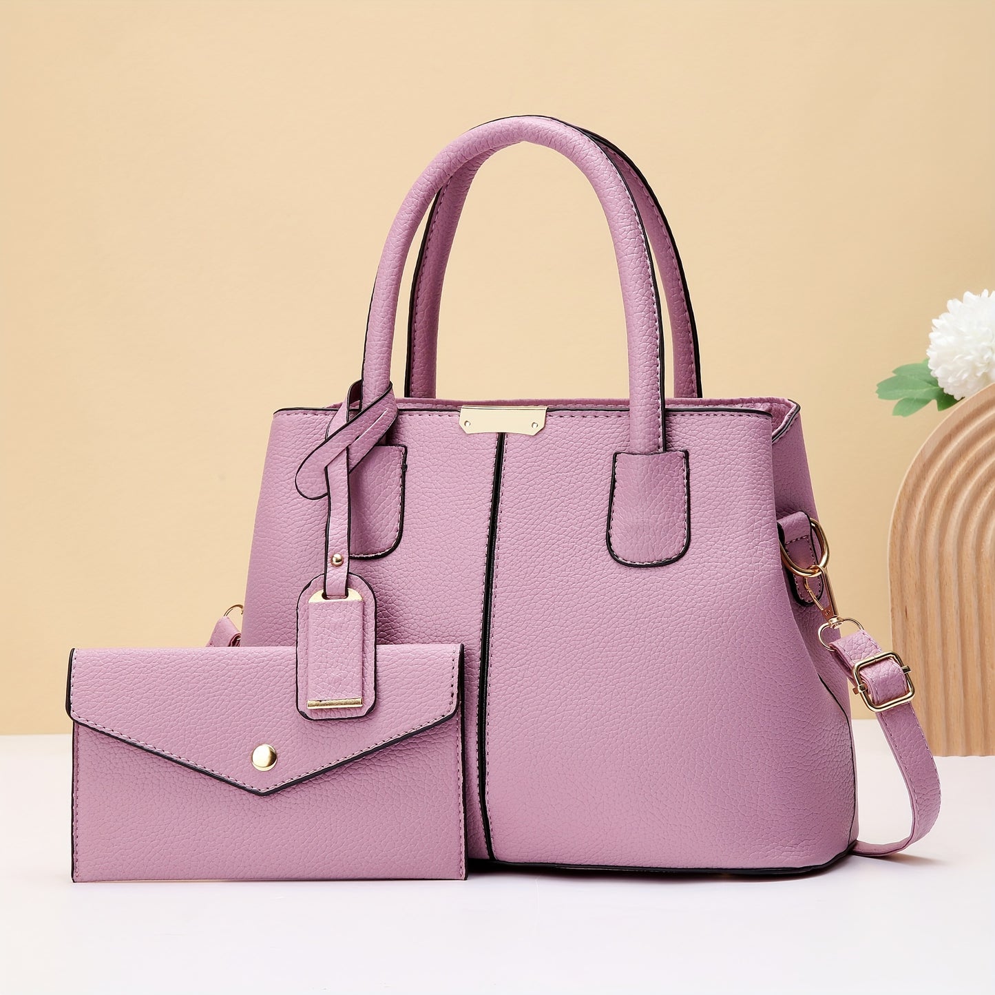 Mother's Day gift set includes multiple bags for family members, featuring a simple and elegant women's bag that can be worn over the shoulder or crossed.