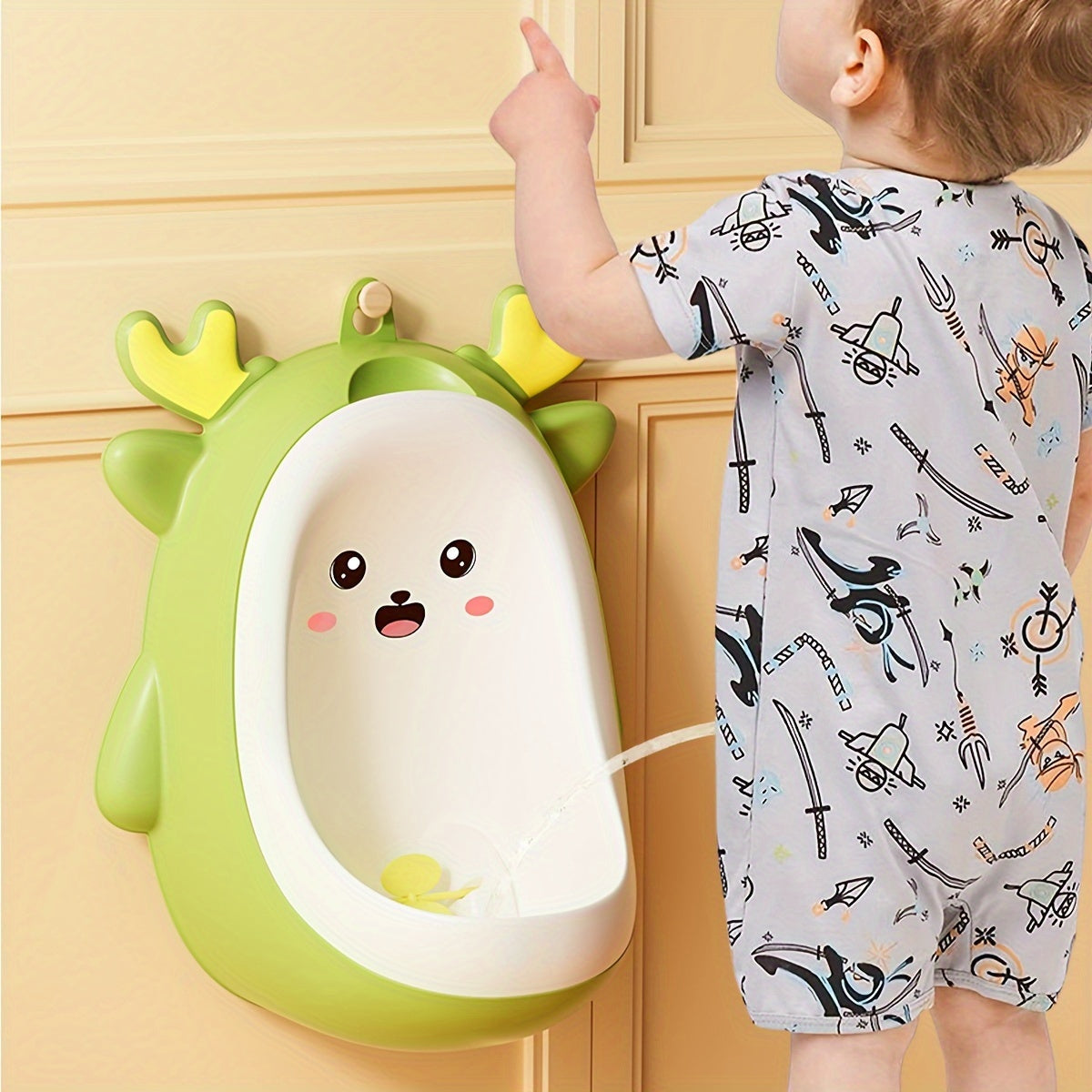 Durable Stand-Up Training Urinal for Boys with Leakproof Design and Free Hanging Hook - Made of High-Quality PP Material, Perfect for Young Children