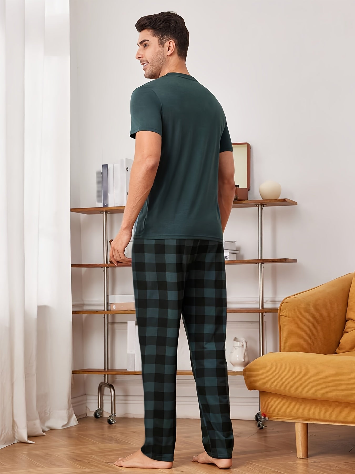 2 Piece Men's Dark Green Pajama Set with Round Neck Short Sleeve Shirt and Plaid Trousers for Cozy Loungewear