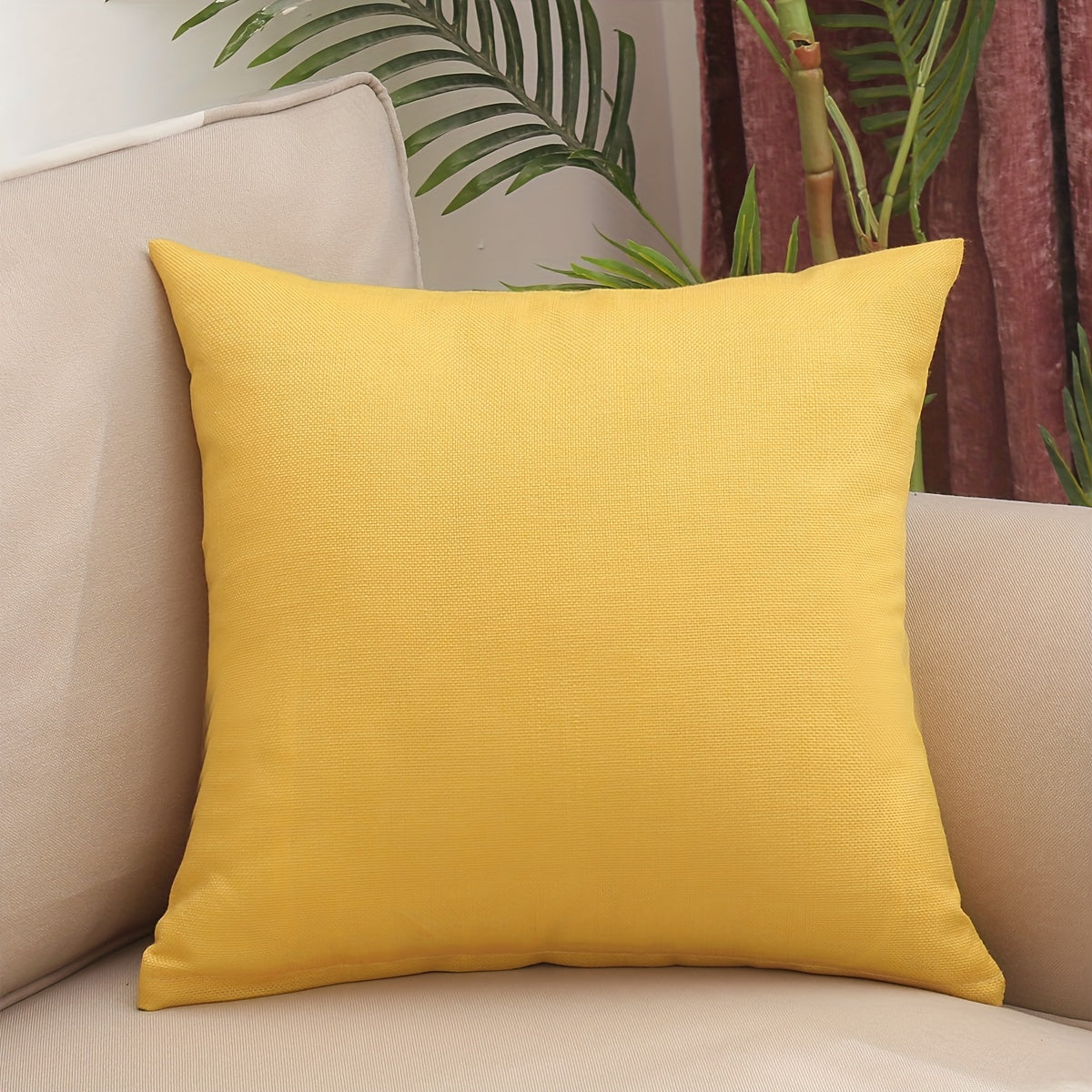 New solid color linen cushion cover without pillow core.