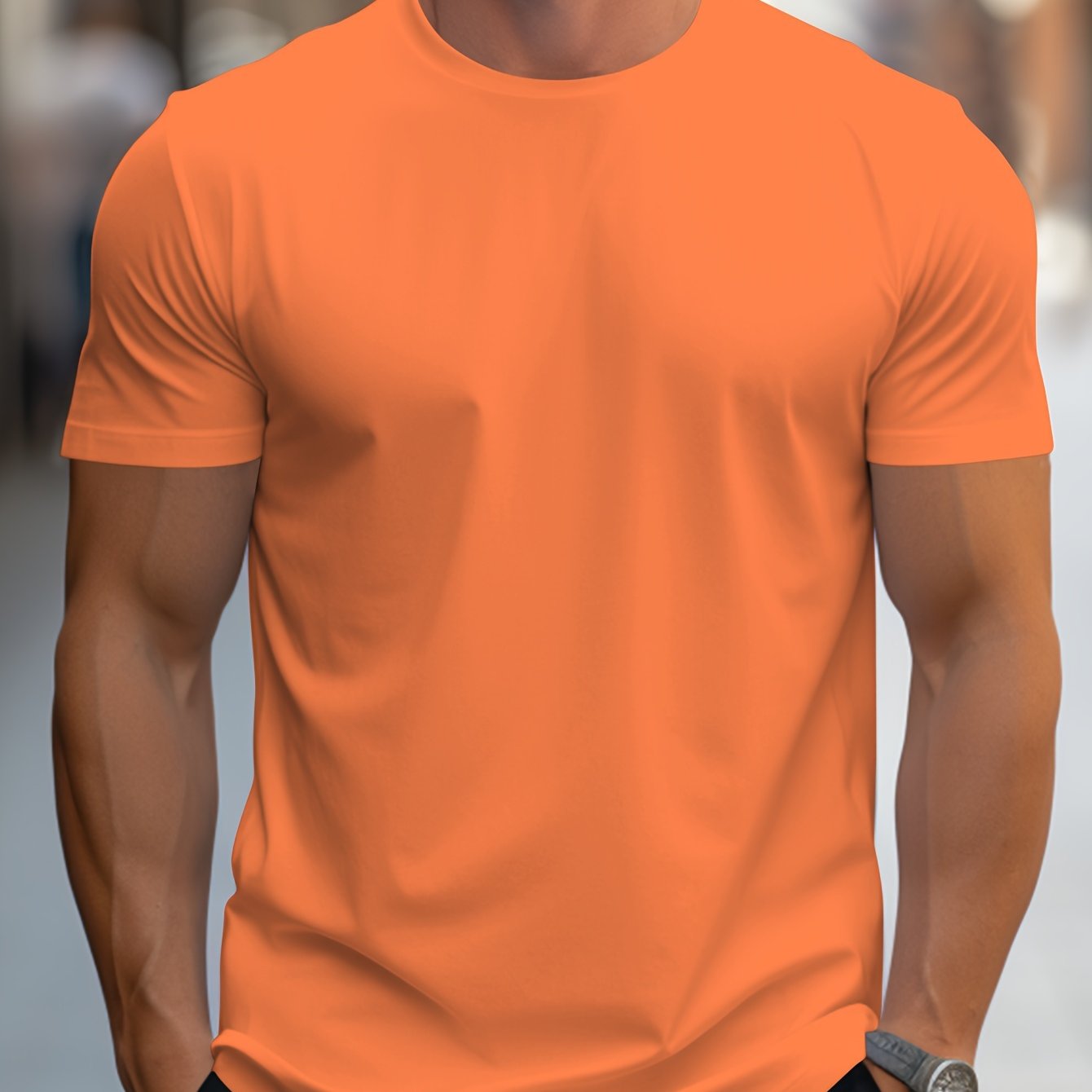 Classic Men's Round Neck Short Sleeve Tee for Spring and Summer