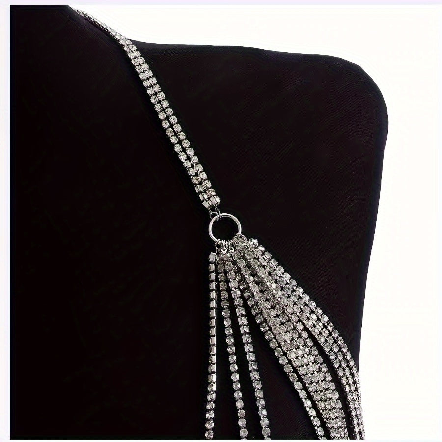 Add a touch of glamour with this stunning Sexy Crystal Body Chain featuring Synthetic Cubic Zirconia. Wear it as a Halter Neck Bikini Necklace for a vacation style look, or dress it up for a party - this versatile piece is perfect for daily wear. Makes a